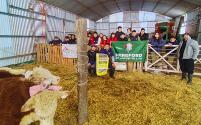 Seguimos acercando la raza a las nuevas generaciones: visita a la EFA de Acevedo