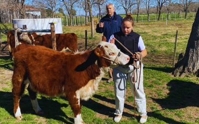 Expo Jóvenes Hereford: encuentro con escuelas agropecuarias en Duggan